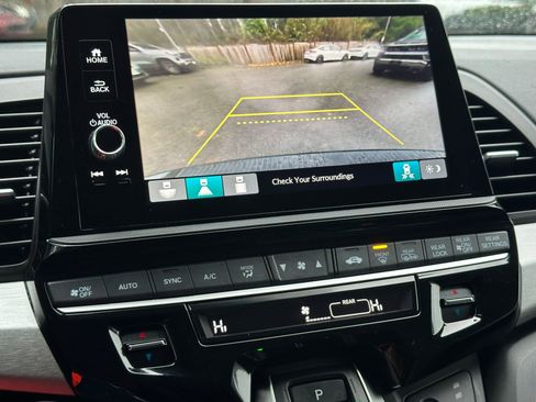 Used 2025 Honda Odyssey EX-L image 24
