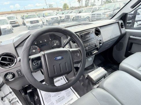 Used 2016 Ford F250 XL w/ Power Equipment Group RWD image 13