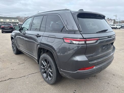 New 2026 Jeep Grand Cherokee Limited image 3