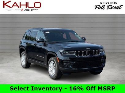 New 2025 Jeep Grand Cherokee Laredo X w/ Luxury Tech Group I