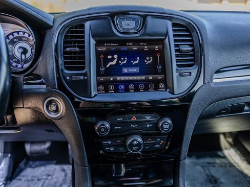 Used 2022 Chrysler 300 S RWD image 19