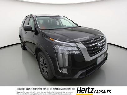 Used 2025 Nissan Pathfinder SV