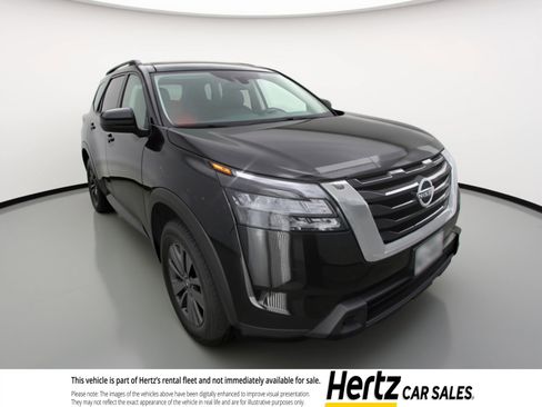 Used 2025 Nissan Pathfinder SV FWD image 1