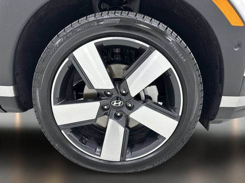 Certified 2026 Hyundai Santa Fe Limited AWD/4WD image 11