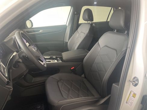 New 2026 Volkswagen Atlas Cross Sport SE AWD/4WD image 17