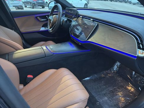 Used 2026 Mercedes-Benz E 350 4MATIC Sedan image 18