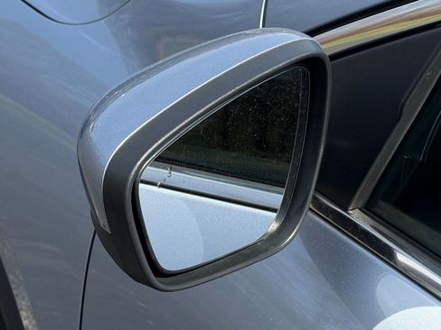 Used 2022 Ford Escape Titanium image 12