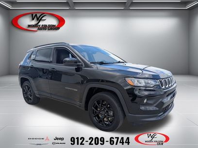 Used 2025 Jeep Compass Latitude w/ Convenience Group