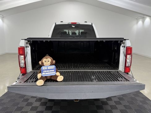 Used 2021 Ford F250 Lariat w/ Lariat Value Package image 9