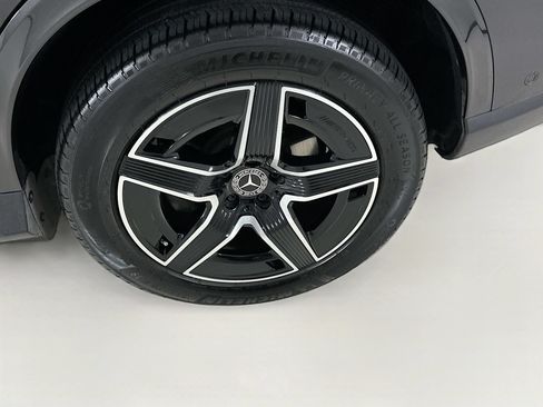 Certified 2026 Mercedes-Benz GLC 300 image 32