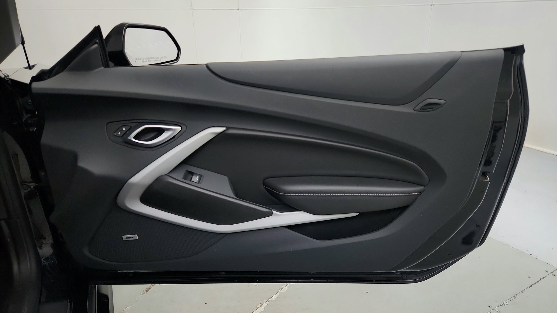 Used 2022 Chevrolet Camaro LT RWD image 24