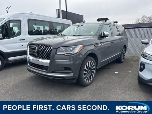 Used 2023 Lincoln Navigator L Black Label image 1