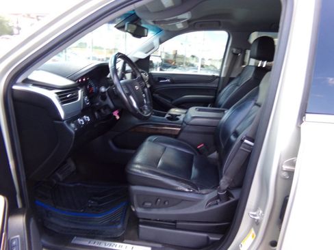 Used 2016 Chevrolet Tahoe LT image 11