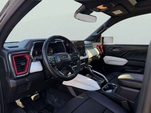 Used 2024 GMC Canyon AT4X image 23