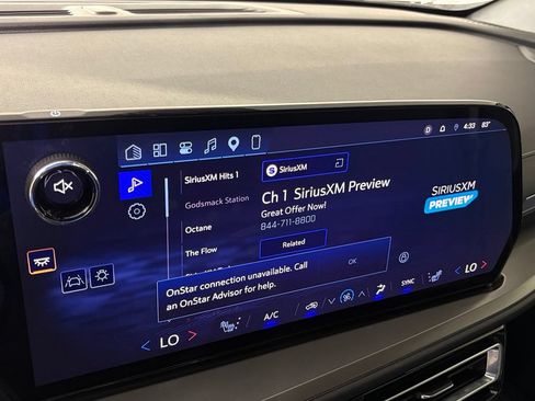 Used 2026 Chevrolet Traverse LT w/ Driver Confidence Package FWD image 30