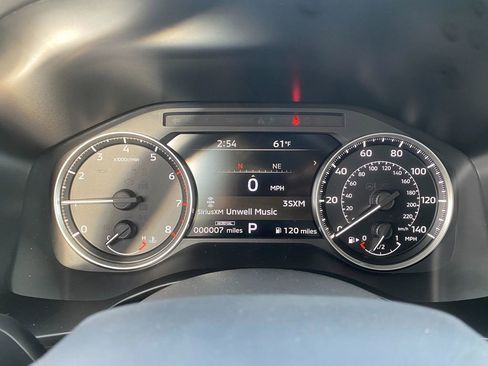 New 2025 Mitsubishi Outlander SE image 18