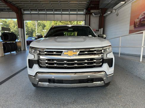 New 2026 Chevrolet Silverado 1500 LTZ w/ Technology Package AWD/4WD image 36