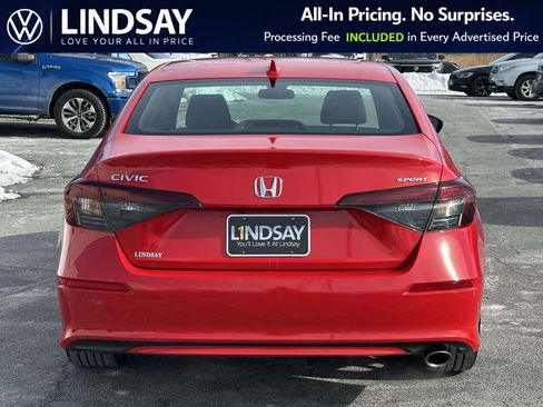 Used 2025 Honda Civic Sport image 6