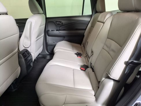 Used 2023 Honda Passport EX-L image 24