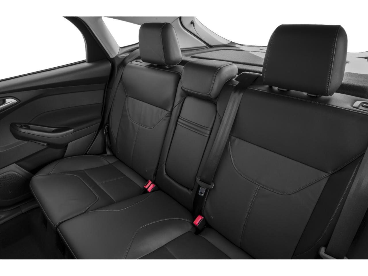 Used 2015 Ford Focus SE FWD image 8