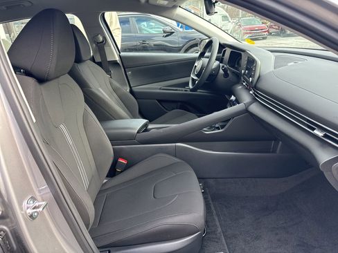 New 2026 Hyundai Elantra Blue image 16