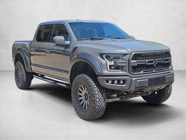 Used 2018 Ford F150 Raptor w/ Equipment Group 802A Luxury AWD/4WD image 3