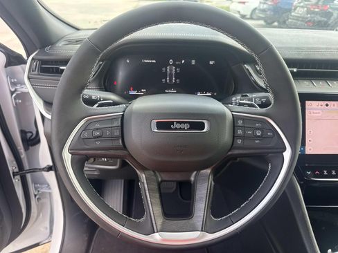New 2026 Jeep Grand Cherokee Limited AWD/4WD image 21
