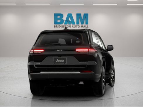 New 2026 Jeep Grand Cherokee Limited image 7