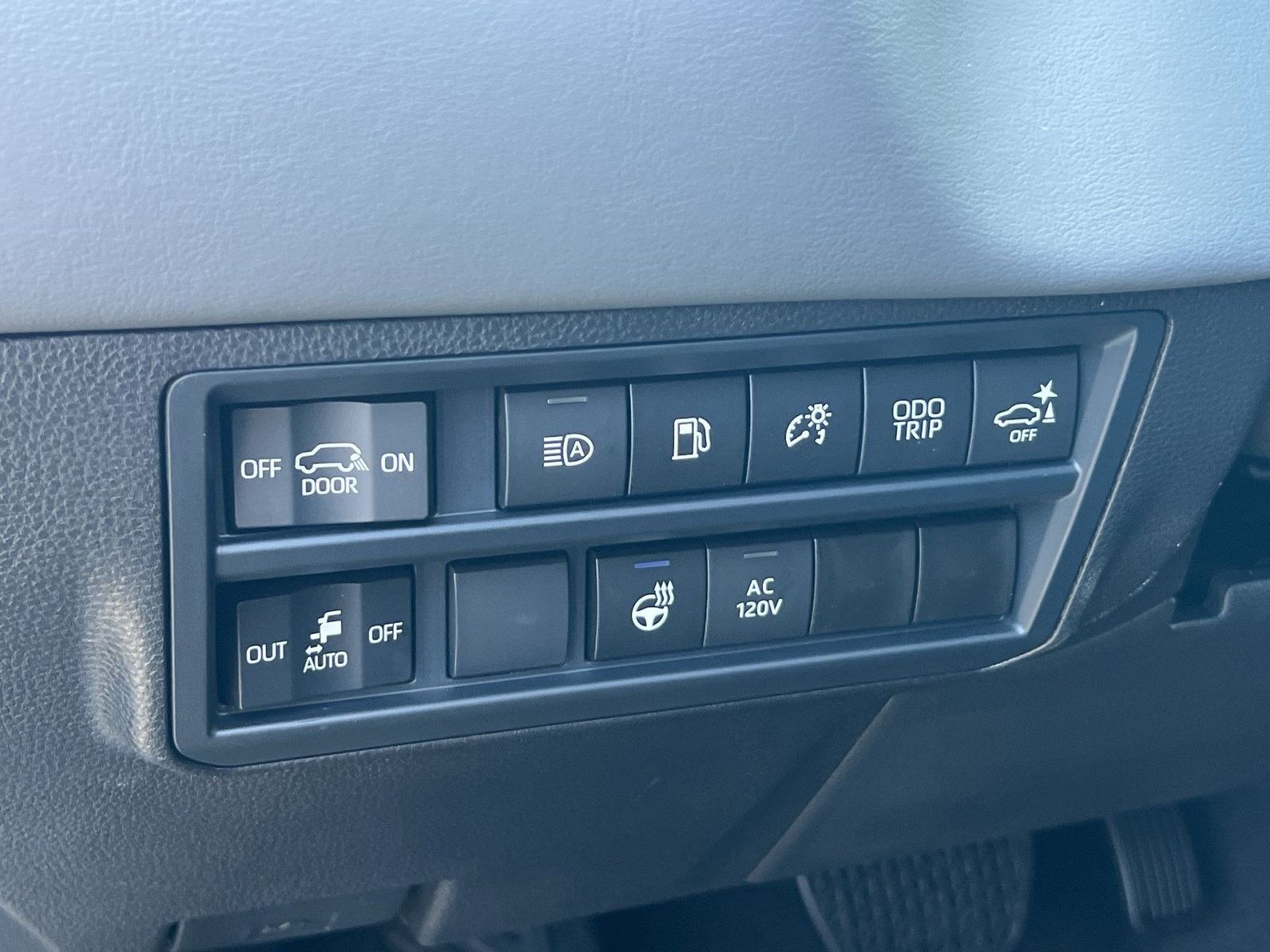 New 2026 Toyota Sequoia Capstone AWD/4WD image 23
