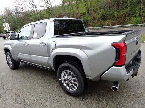 New 2026 Toyota Tacoma Limited AWD/4WD image 7