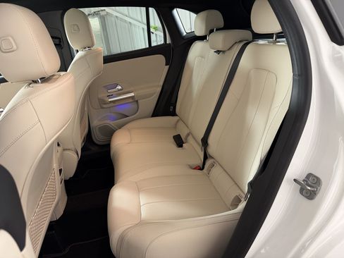 Certified 2024 Mercedes-Benz GLA 250 image 22