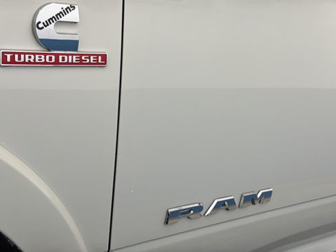 Used 2022 RAM 2500 Laramie AWD/4WD image 43