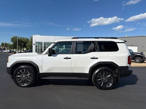 Used 2025 Toyota Land Cruiser w/ Premium Package AWD/4WD image 4