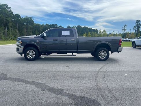 Used 2022 RAM 3500 Laramie AWD/4WD image 5