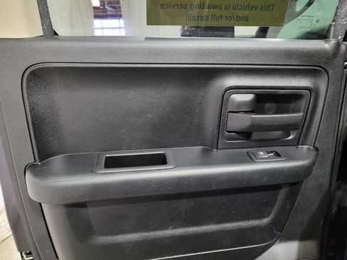 Used 2018 RAM 1500 ST w/ SXT Appearance Group image 45