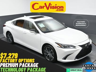 Used 2025 Lexus ES 350 w/ Premium Package