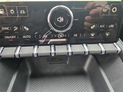 New 2026 GMC Terrain Elevation w/ Elevation Premium Package image 18