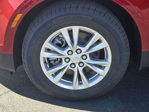 New 2026 Cadillac XT5 Luxury w/ LPO, Floor Liner Package image 5