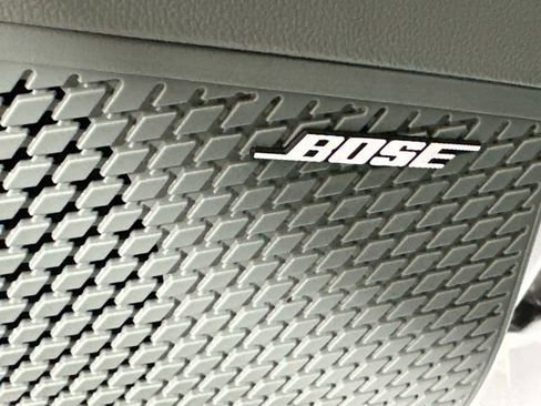 Used 2024 Hyundai Elantra Limited image 21