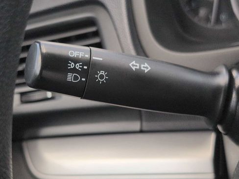 Used 2015 Honda CR-V LX image 25