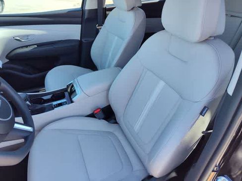 New 2026 Hyundai Tucson SEL FWD image 13
