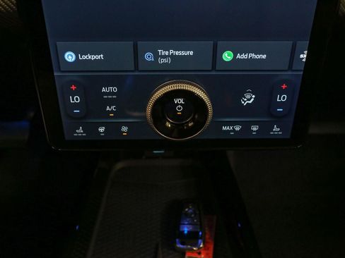 Used 2023 Ford Mustang Mach-E Premium AWD/4WD image 33