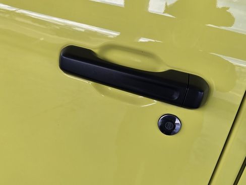 Used 2024 Jeep Wrangler Willys image 28