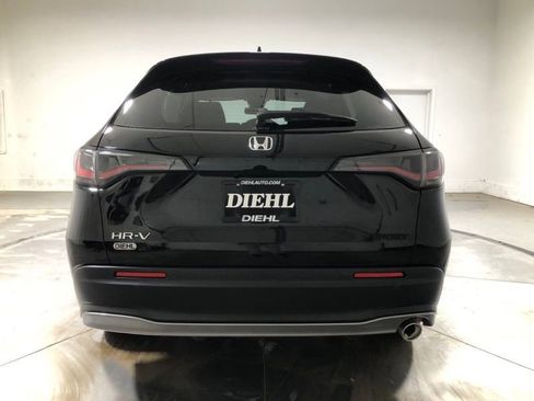 Used 2025 Honda HR-V Sport image 6