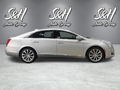 Used 2015 Cadillac XTS Luxury w/ Driver Awareness Package FWD image 19
