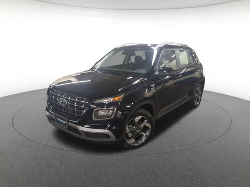 Certified 2026 Hyundai Venue SEL FWD image 1