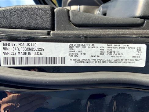 Used 2021 Jeep Grand Cherokee Limited w/ Trailer Tow Group IV image 30