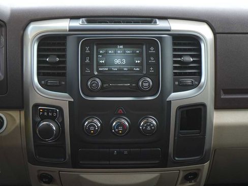 Used 2014 RAM 1500 Classic SLT image 19
