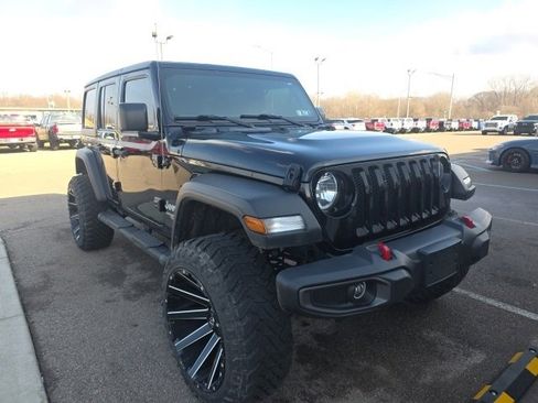 Used 2021 Jeep Wrangler Unlimited Sport image 3