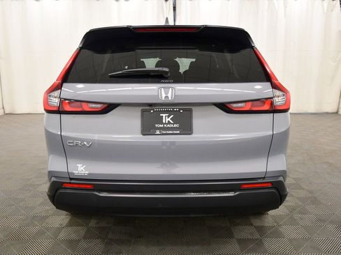 Certified 2025 Honda CR-V EX image 6